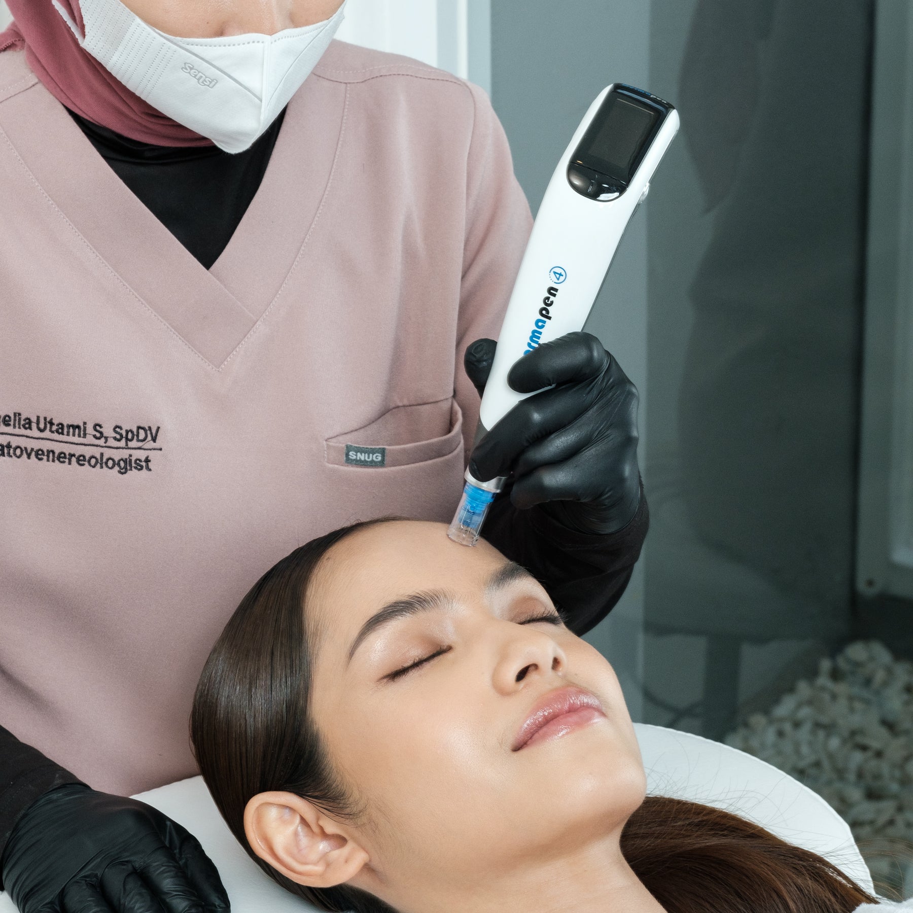 Perawatan Dermapen 4 microneedling di ADC Aesthetic Derma Centre Bandung